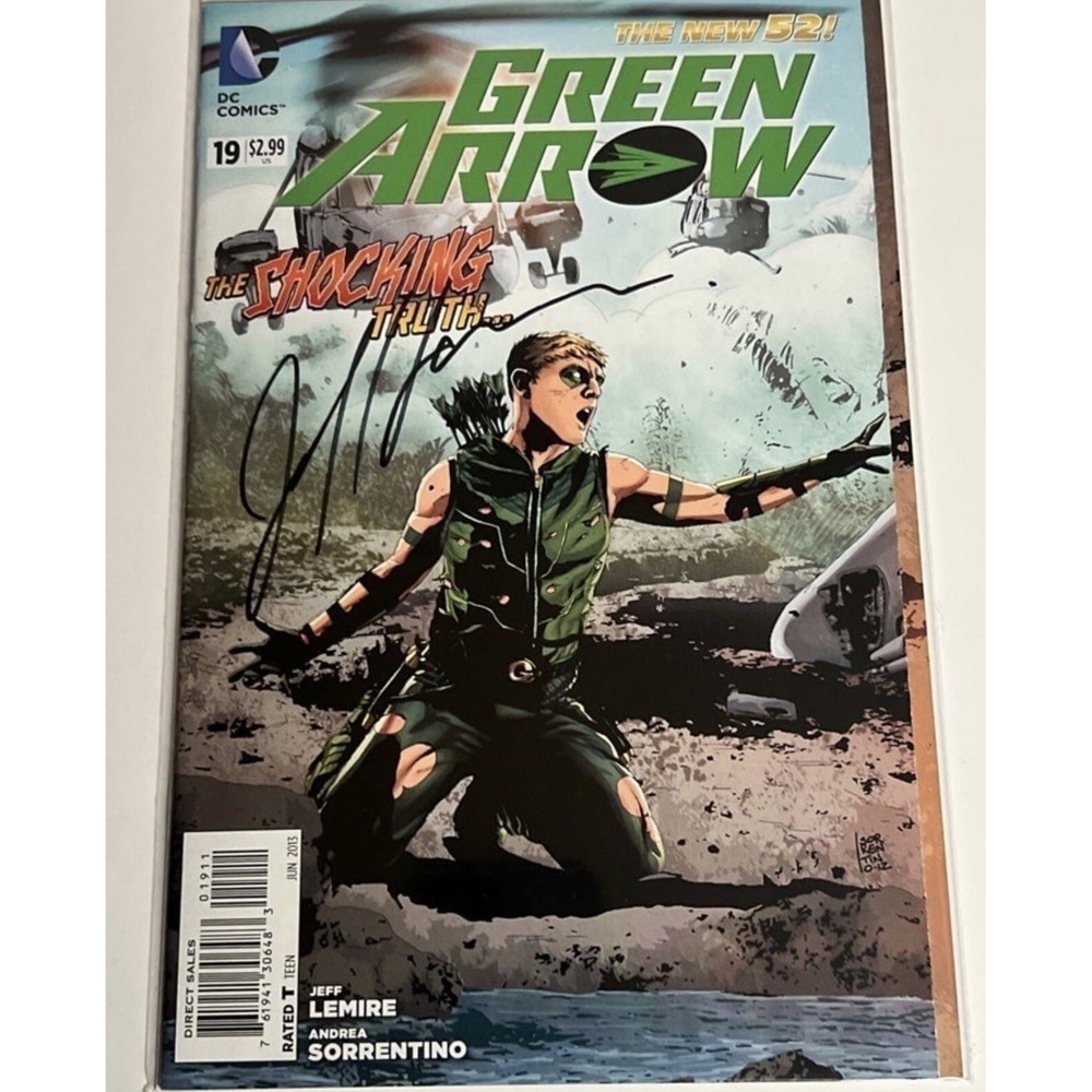 Green Arrow The New 52 #19 Signed By Jeff Lemire With COA DC Comics